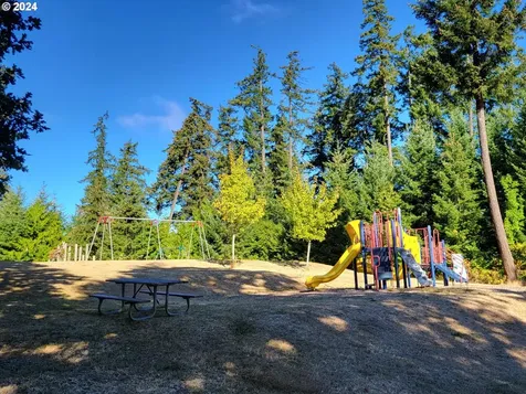 359 Sw Oak Street Willamina OR 97396
