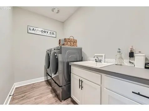 37987 Juniper Street Sandy OR 97055