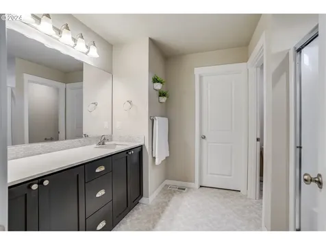 17120 Ne 14th Avenue Ridgefield WA 98642