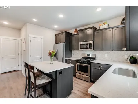 17120 Ne 14th Avenue Ridgefield WA 98642