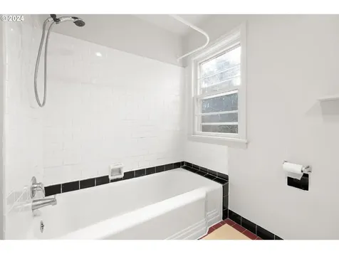 5516 NE 24th Avenue Portland OR 97211