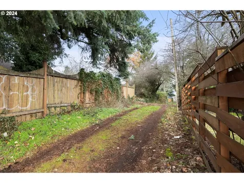 5516 NE 24th Avenue Portland OR 97211