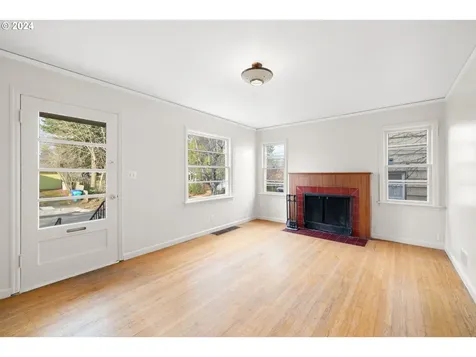 5516 NE 24th Avenue Portland OR 97211