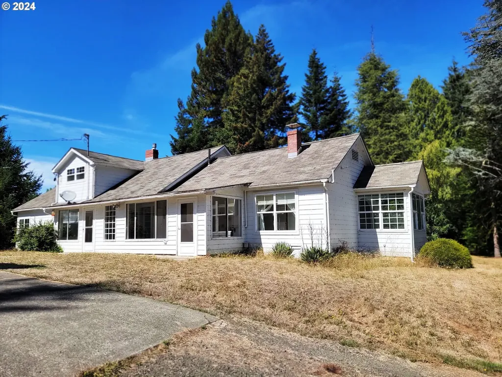 94616 Shelley Lane Coquille OR 97423