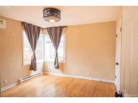 577 24th Avenue Longview WA 98632