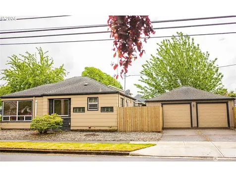 577 24th Avenue Longview WA 98632