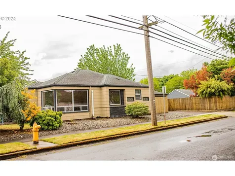 577 24th Avenue Longview WA 98632