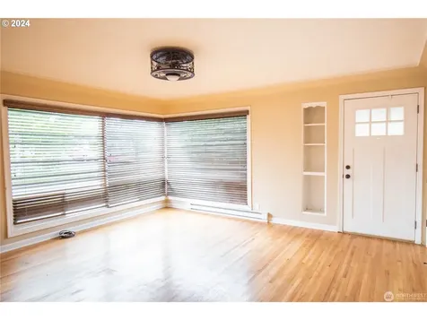 577 24th Avenue Longview WA 98632