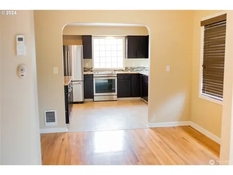 577 24th Avenue Longview WA 98632