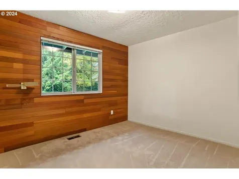 2990 SW 66th Avenue Portland OR 97225
