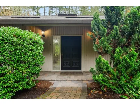 2990 SW 66th Avenue Portland OR 97225