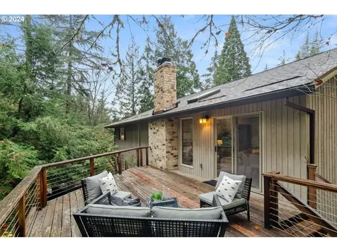 2990 SW 66th Avenue Portland OR 97225