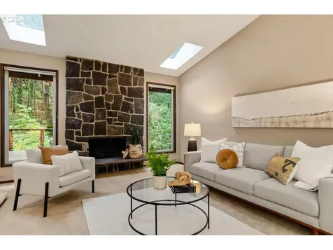 2990 SW 66th Avenue Portland OR 97225