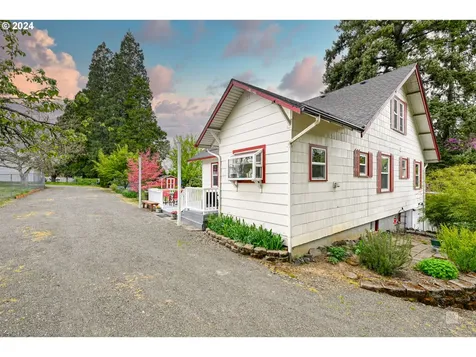 21728 Highway 99e Ne Aurora OR 97002