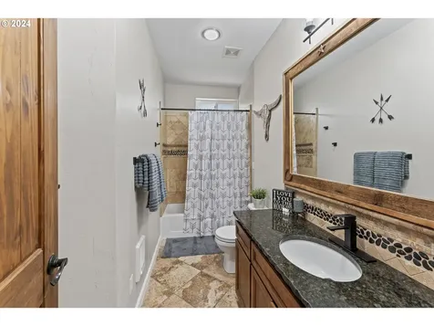 6200 NW 10th Street Terrebonne OR 97760