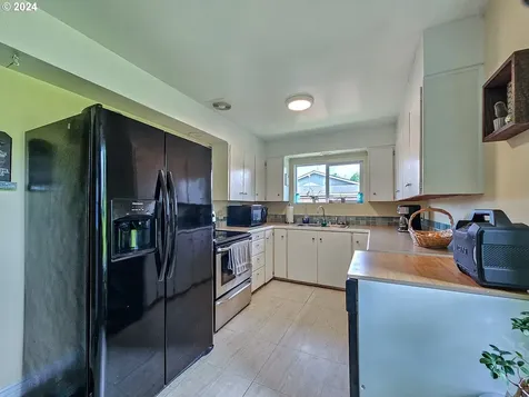 19040 Sw Blanton Street Beaverton OR 97078