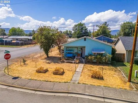 344 Chestnut Street Medford OR 97501