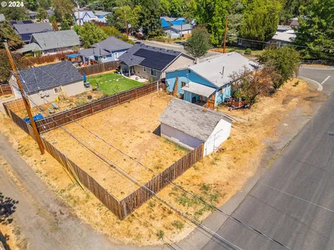 344 Chestnut Street Medford OR 97501