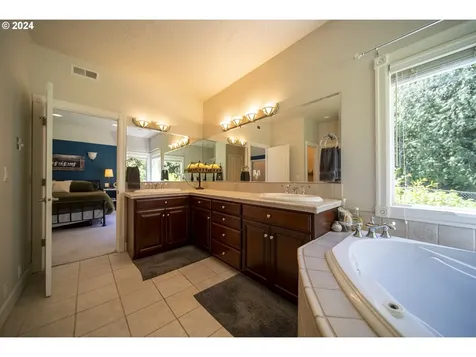 3765 Se Oxbow Parkway Gresham OR 97080