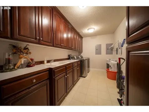 3765 Se Oxbow Parkway Gresham OR 97080