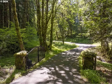 3765 Se Oxbow Parkway Gresham OR 97080