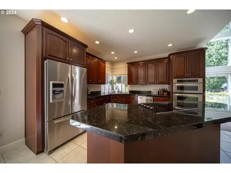 3765 Se Oxbow Parkway Gresham OR 97080