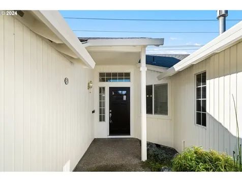 1287 NE 56th Court Hillsboro OR 97124