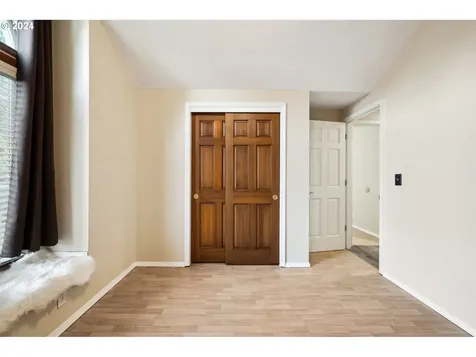 1287 NE 56th Court Hillsboro OR 97124