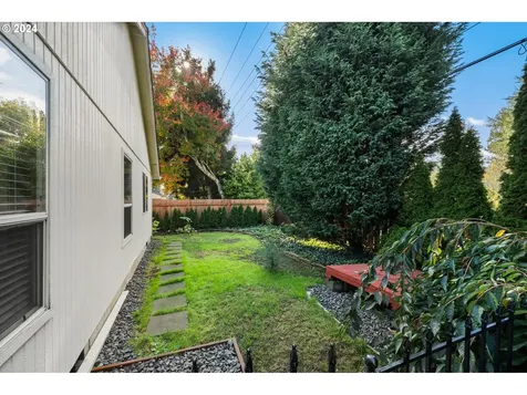 1287 NE 56th Court Hillsboro OR 97124