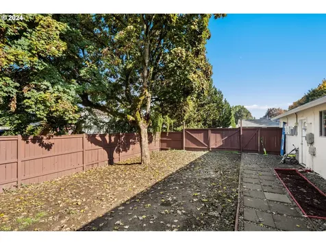 1287 NE 56th Court Hillsboro OR 97124