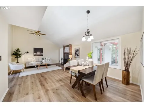 1287 NE 56th Court Hillsboro OR 97124