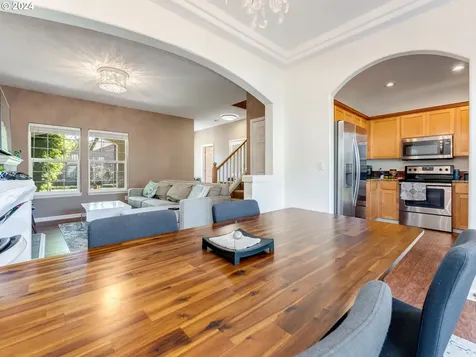 7023 NE Birch Street Hillsboro OR 97124