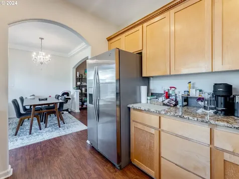 7023 NE Birch Street Hillsboro OR 97124