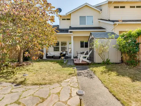 7023 NE Birch Street Hillsboro OR 97124