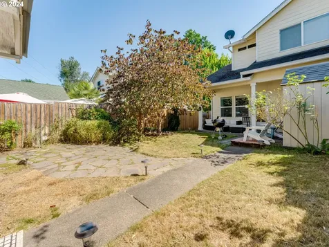 7023 NE Birch Street Hillsboro OR 97124