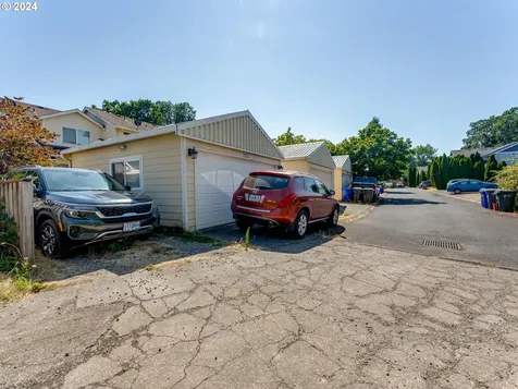 7023 NE Birch Street Hillsboro OR 97124