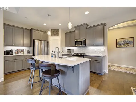 17323 NE 17th Avenue Ridgefield WA 98642