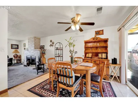 565 Evelyn Avenue Creswell OR 97426