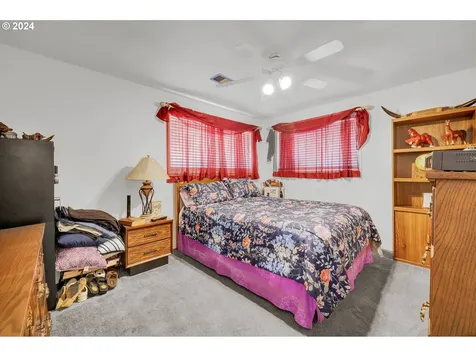 565 Evelyn Avenue Creswell OR 97426