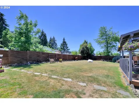 565 Evelyn Avenue Creswell OR 97426