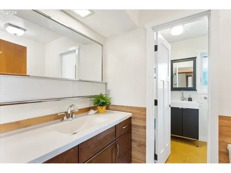 7308 N Mckenna Avenue Portland OR 97203