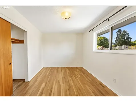 7308 N Mckenna Avenue Portland OR 97203