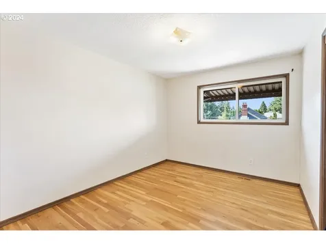 7308 N Mckenna Avenue Portland OR 97203