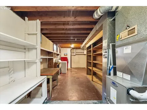 7308 N Mckenna Avenue Portland OR 97203