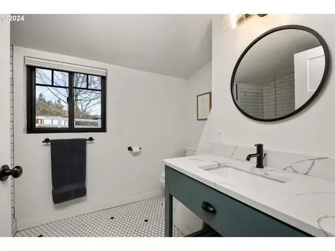 21198 S Beavercreek Road Oregon City OR 97045