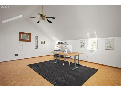 21198 S Beavercreek Road Oregon City OR 97045