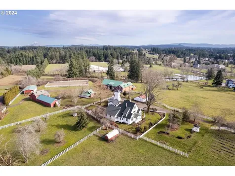 21198 S Beavercreek Road Oregon City OR 97045