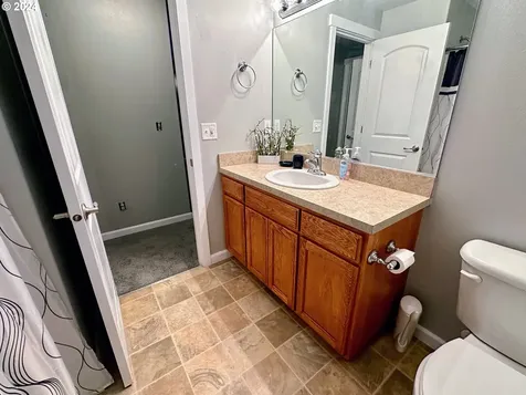 1130 SW 3rd Avenue Mill City OR 97360