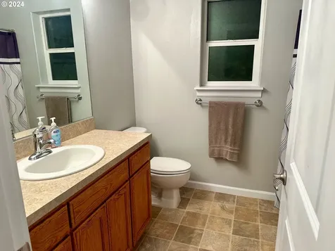 1130 SW 3rd Avenue Mill City OR 97360