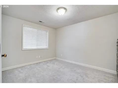 8004 NE 163rd Avenue Vancouver WA 98682